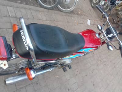 Honda cd70cc 2011 registered 2016 demand 71000