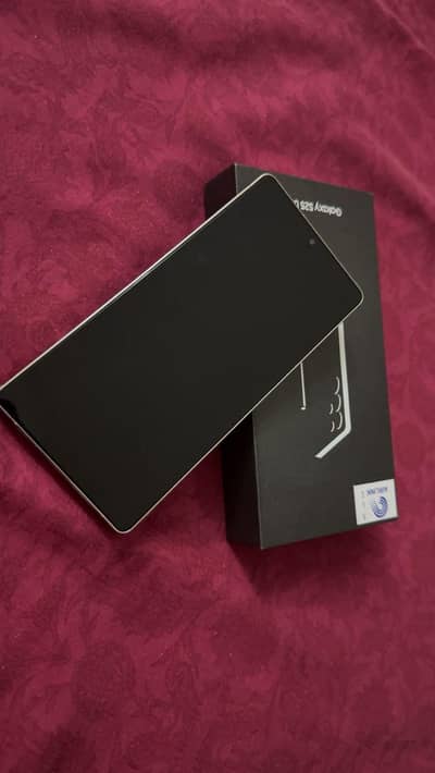 Samsung Galaxy S25 ultra 12-512 PTA Approved | One month use only