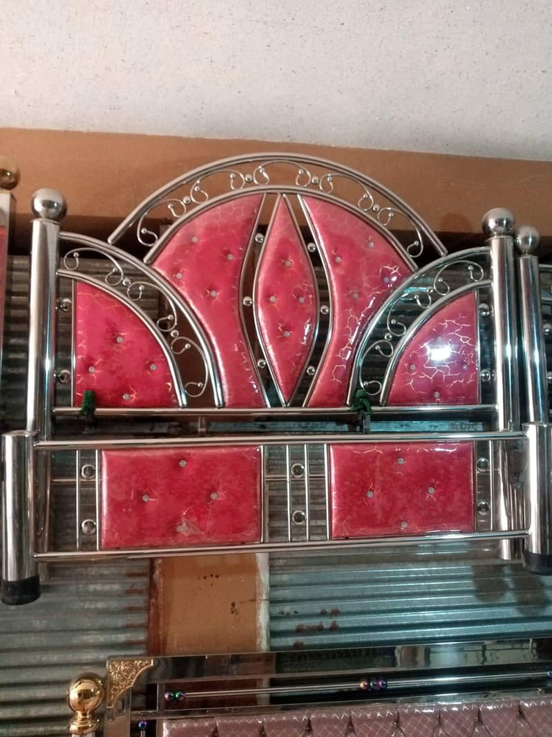 سٹیل ڈریسنگ ٹیبل 2