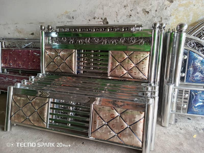 سٹیل ڈریسنگ ٹیبل 5