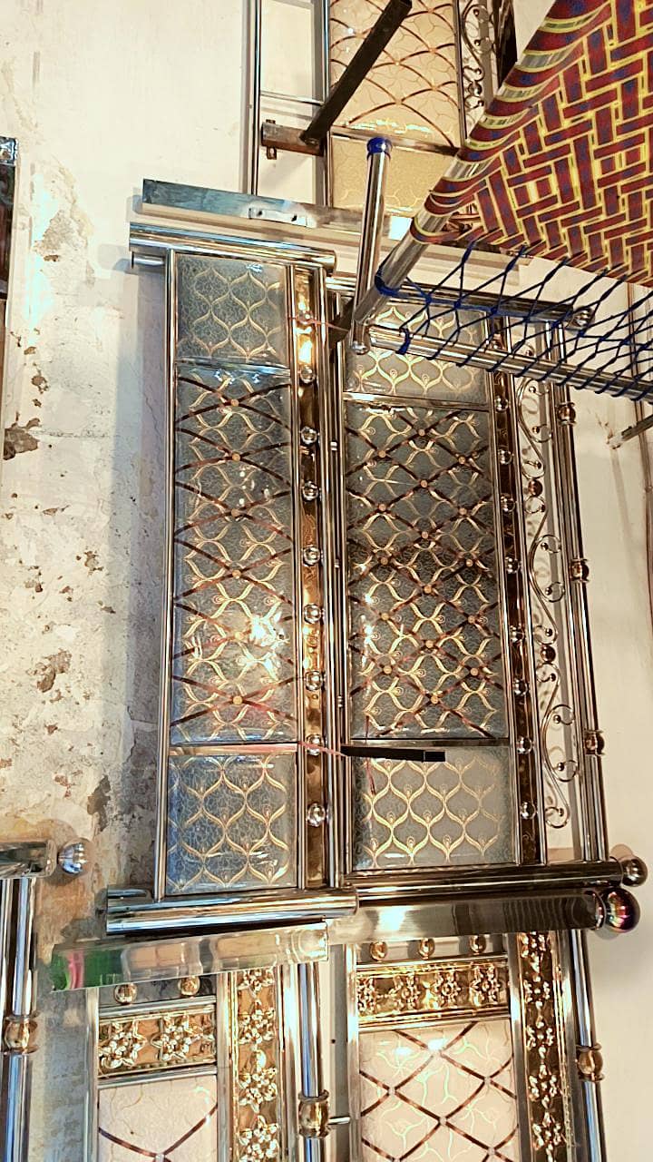 سٹیل ڈریسنگ ٹیبل 16