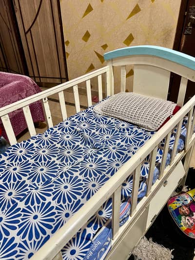 Baby Crib (Baby Coat)