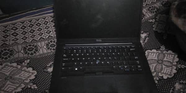 Dell Lattitude 7480 128 GB 8 GB ram Core i5 6th gen