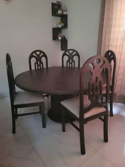 dining table set. . . . . . 0-3-3-5-1-6-5-7-1-2-3