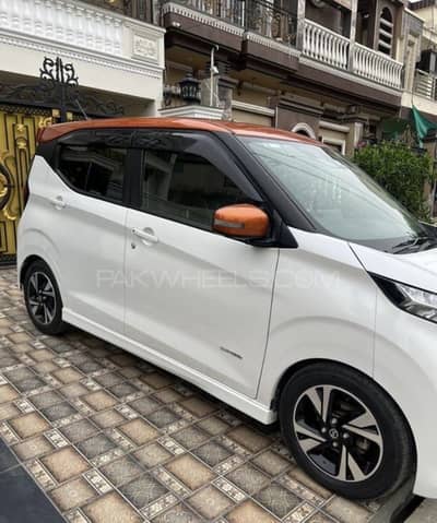 Nissan dayz highwaystar full option total geniniue  according auction