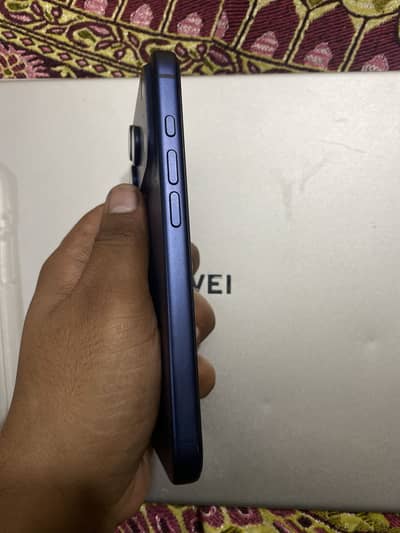 17 pro.  JV sim lock