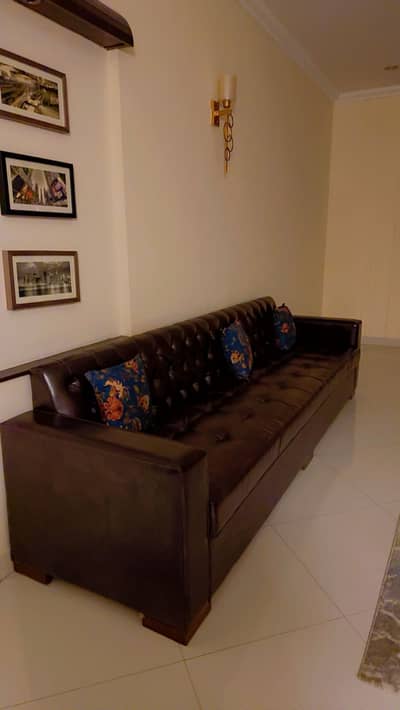14 seater chester sofa new condition
