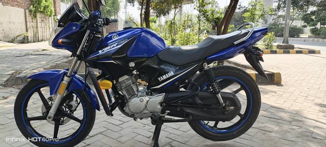 Yamaha YBR 125cc 2025