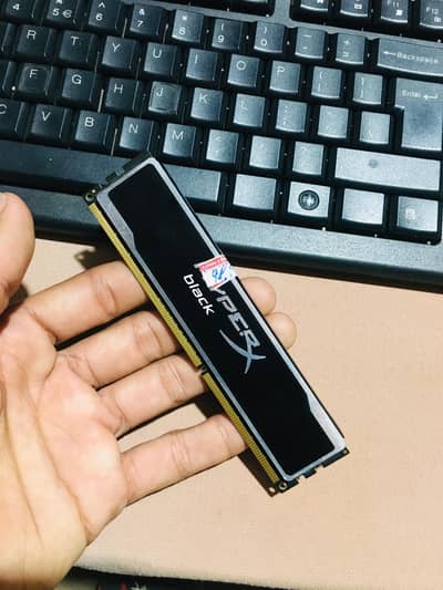 8Gb DDR3 RAM 1600MHz