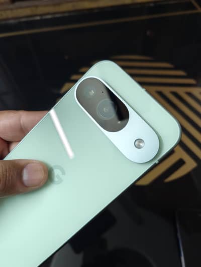 Brand new pixel 9 128gb water packed Ne new new new new