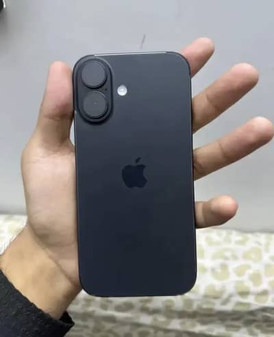 iPhone 16 fu full box in warranty