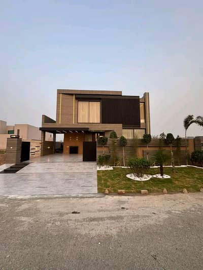 1 Kanal Brand New Luxury Furnished House for Rent in a Prime Location of Bahria Town, Lahore.