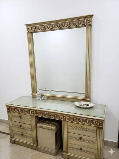 dressing Table