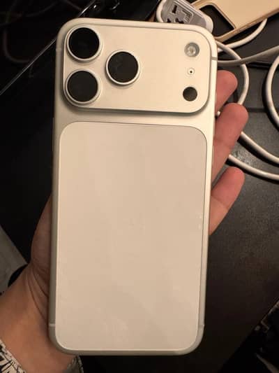 Iphone 17 pro max PTA Approved 256 gb