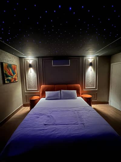 2 Bedrooms Luxury Furnished Apartment is Available For Rent in Bahria Town Lahore