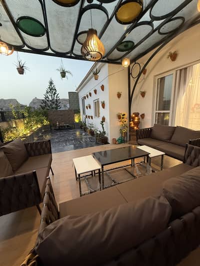 Modern table set white & black combo