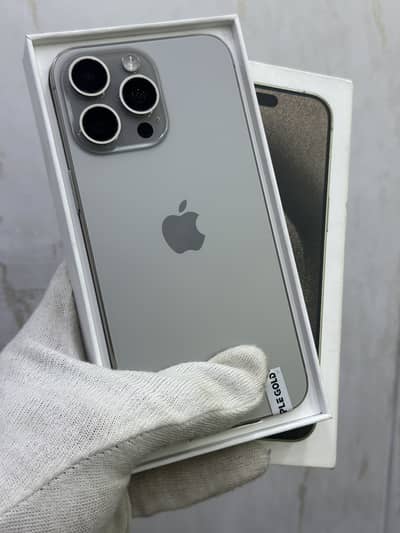 I phone 15 pro Max 256 GB JV 98% Battery Health with Box