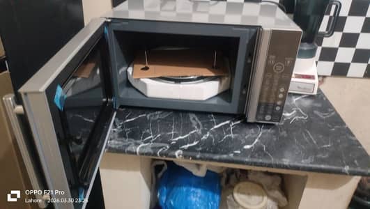 Grill Microwave 30 Litre