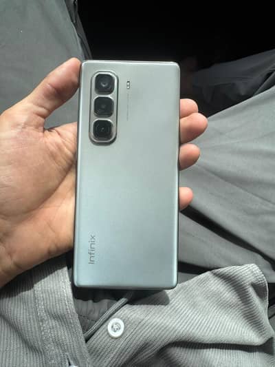 Infinix hot 50 pro plus