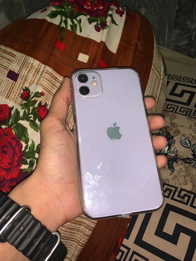 iPhone 11 0