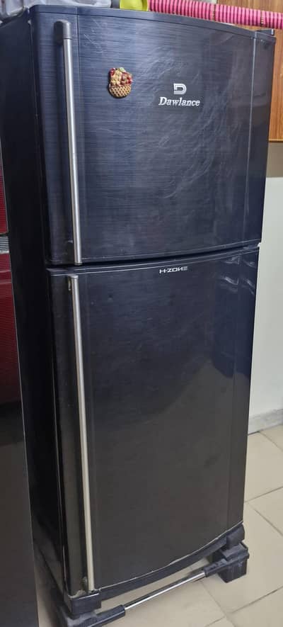 Dawlance fridge 15 cu  best condition