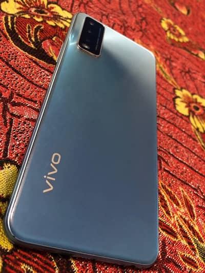 Vivo cellphone