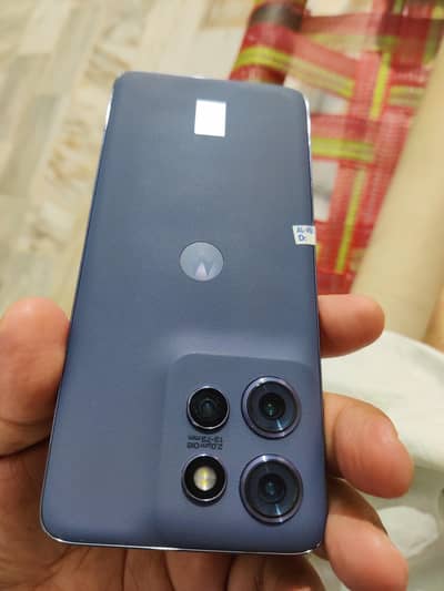 Motorola edge 50 new 12+6/512