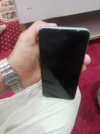 I am selling my mobile phone