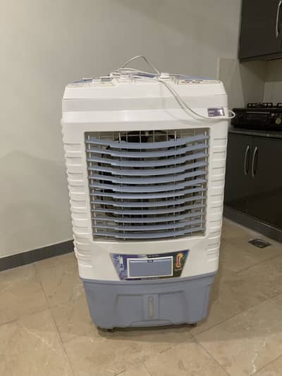 Air Cooler with boxes for cubes