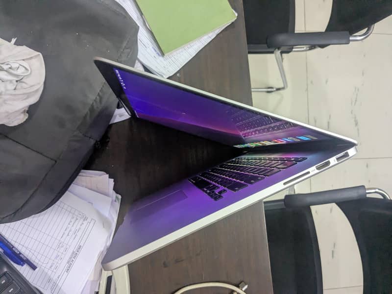 MacBook pro 2015 4