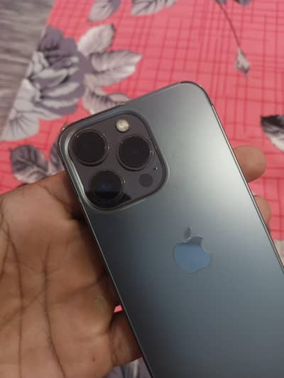 i phone 13 pro non pta condition 10/10