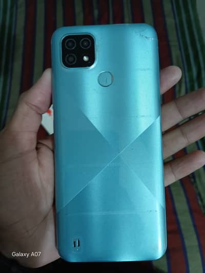 Realme C21