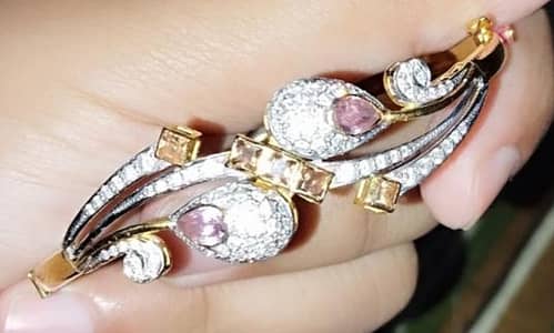 Gold Bracelet (Dubai)