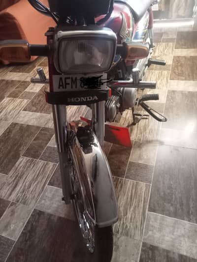 Honda CD 70 lush bike