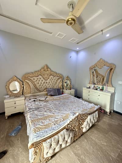 A used bed Set & Sofa