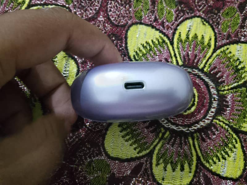 •  Condition 10/10 3