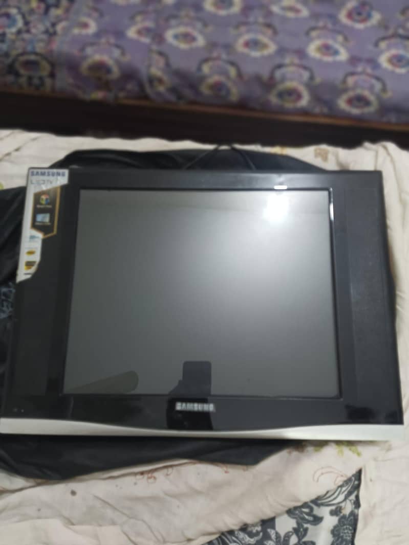 LCD TV 0
