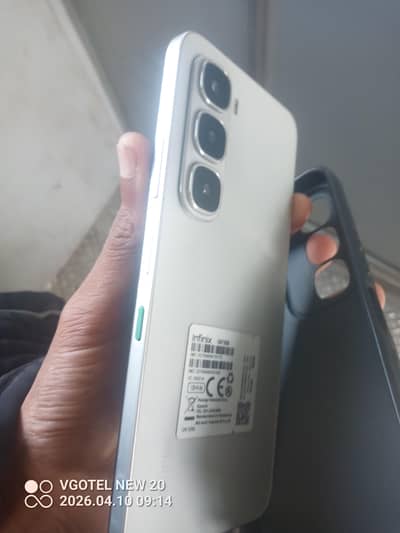 infinxhot60i 6/128 new candtion just 4month used