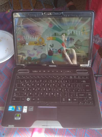 Toshiba U500 Core i3 1st Genration Very fast laptop Ram 4GB/Hard 320GB