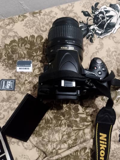 Nikon D 5100 10/10 condition