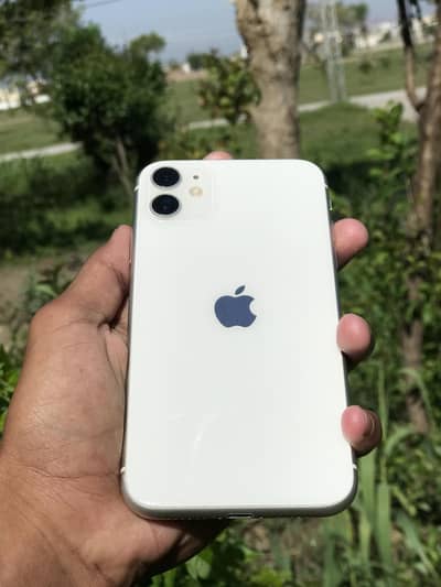 iphone 11 10/10 condition all original