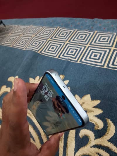 Oppo A6pro 8+8/256 gb