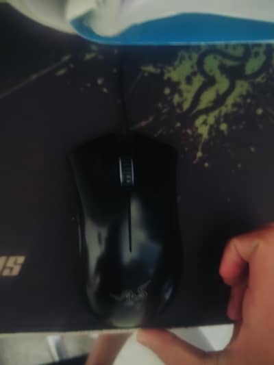 razer death addor essential mouse price will be negotiated urgent sale