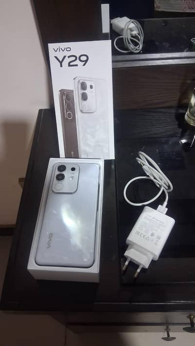 selling vivo y29