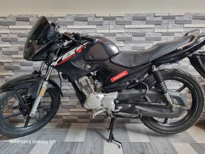 Yamaha YBR 125 – 2015 Model | Stylish & Powerful Ride