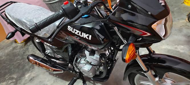 Suzuki GD 110 s first owner 24  December phone 0313 3914250