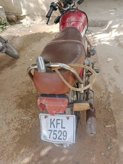 Honda CD 70 2011 model