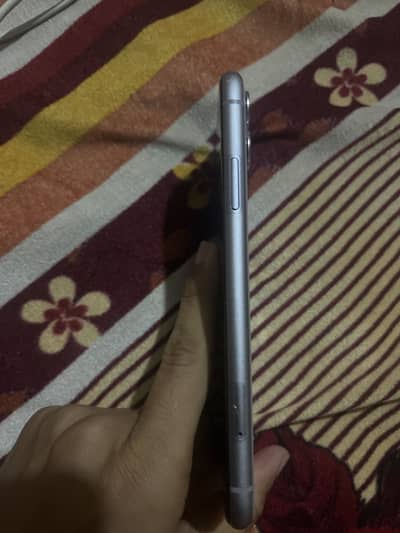 iPhone 11 for sale 10/10 condition