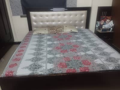Bed set for sale