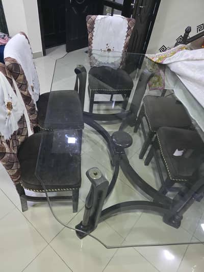 Dining table with 6 chairs